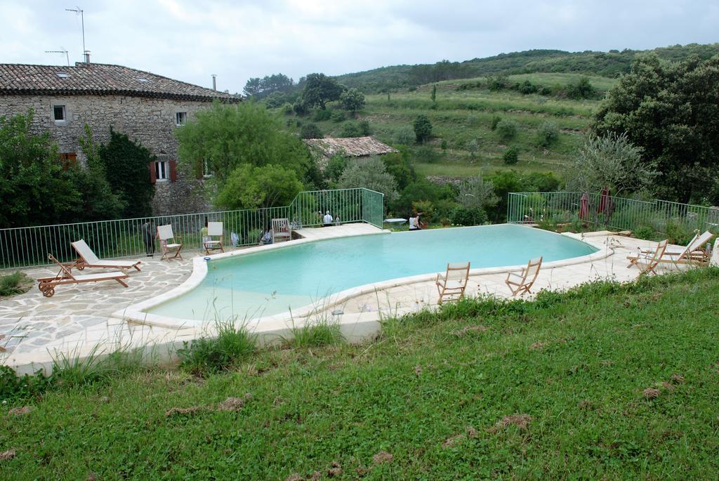 Les Jardins Du Mas Evesque Bed & Breakfast Rousson  Exterior foto
