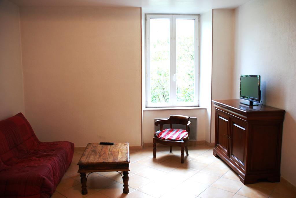Les Jardins Du Mas Evesque Bed & Breakfast Rousson  Cameră foto