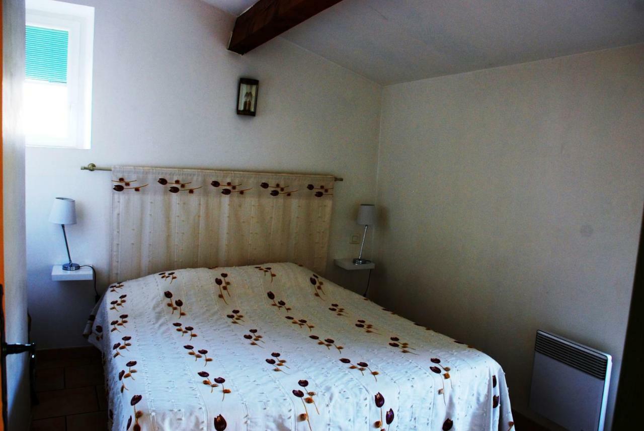 Les Jardins Du Mas Evesque Bed & Breakfast Rousson  Exterior foto